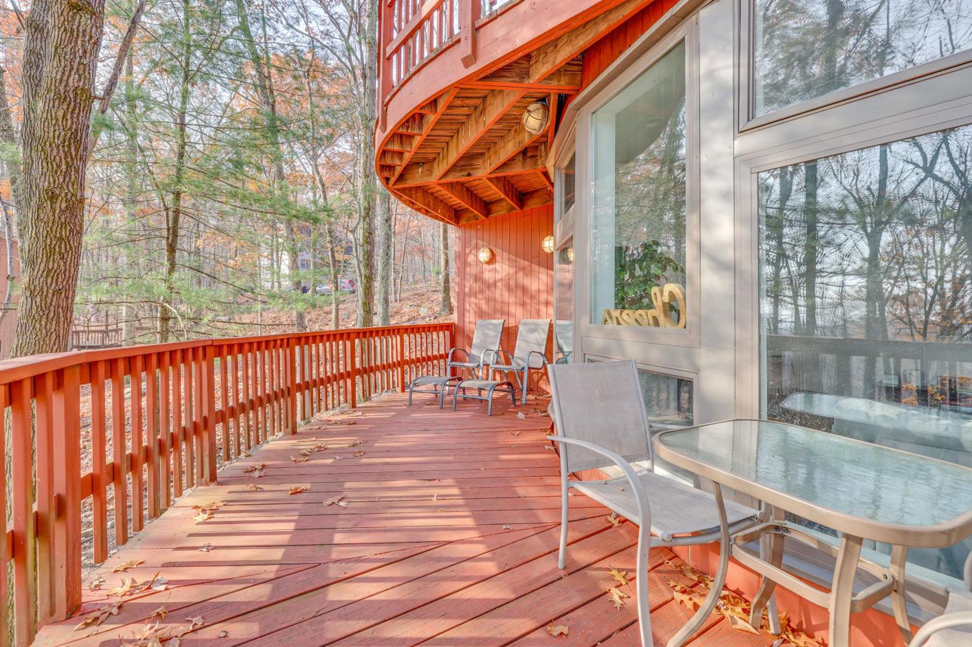 Unique Roundhouse: Hot Tub-Game Room-Firepit&More! Bushkill Exteriör bild